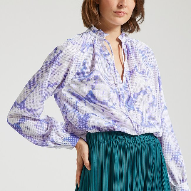 Langärmelige Bluse KAROOKHI violett bedruckt <span itemprop=