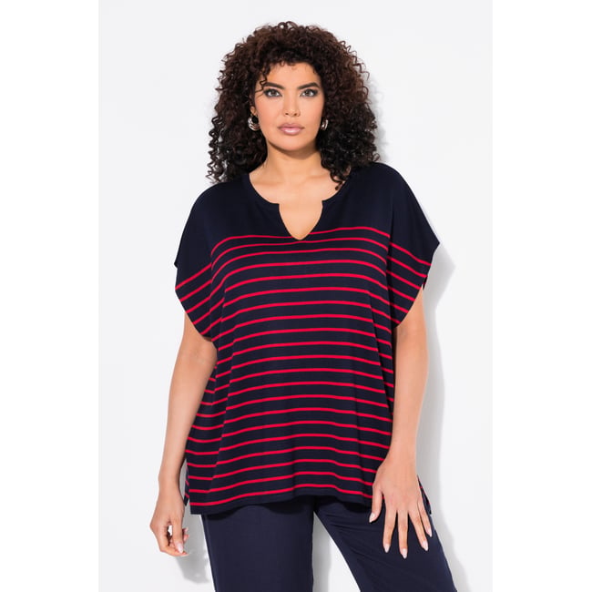 Pull oversize à rayures. Forme « cape ». marine <span itemprop=