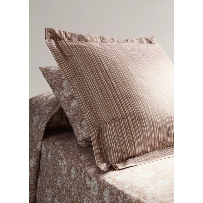Deux taies d'oreiller percale de coton à fleurs 50x75 cm tabac <span itemprop=