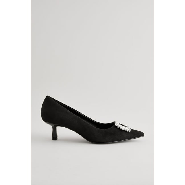 Chaussures à petit talon et pierres noir <span itemprop=