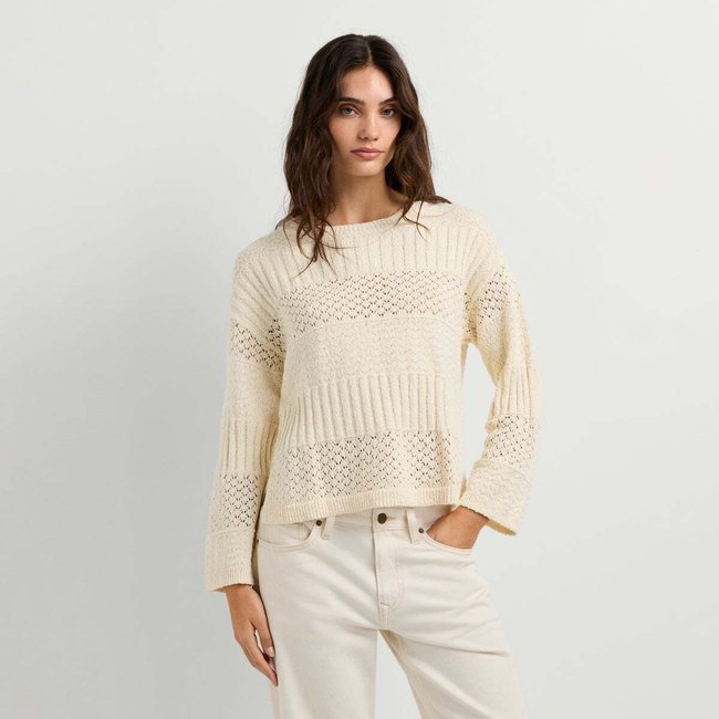 Pull Crochet À Col Rond blanche mousse <span itemprop=