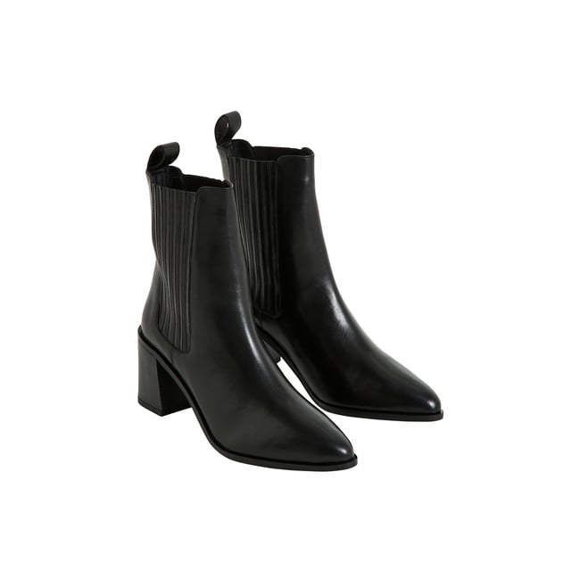 Bottines dessus cuir de vache noir <span itemprop=