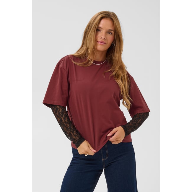 T-shirt à manches longues rouge port/black lace <span itemprop=