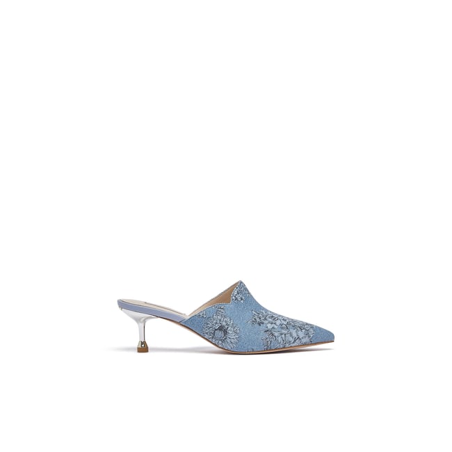 Mules en denim bleu clair <span itemprop=
