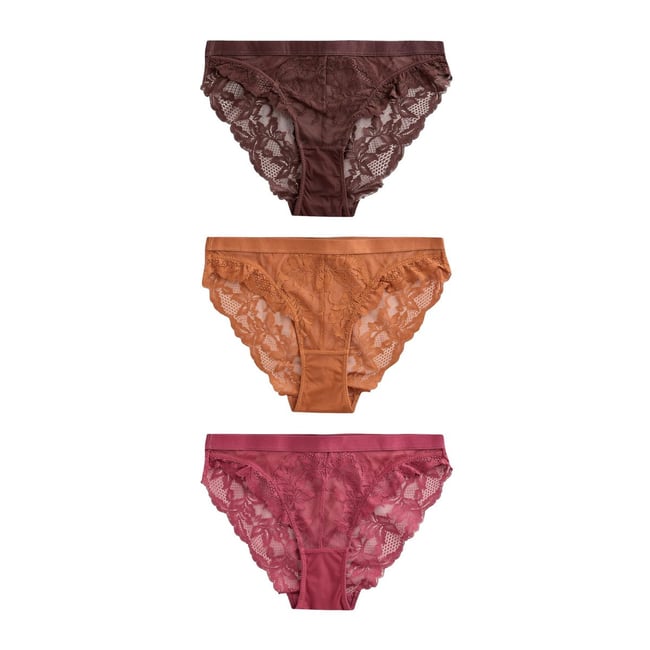 Culotte échancrée en dentelle, lot de 3 rouge bordeaux/chocolat/jaune <span itemprop=