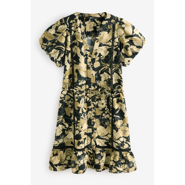 Mini robe boutonnée à empiècement en dentelle marron motif floral <span itemprop=