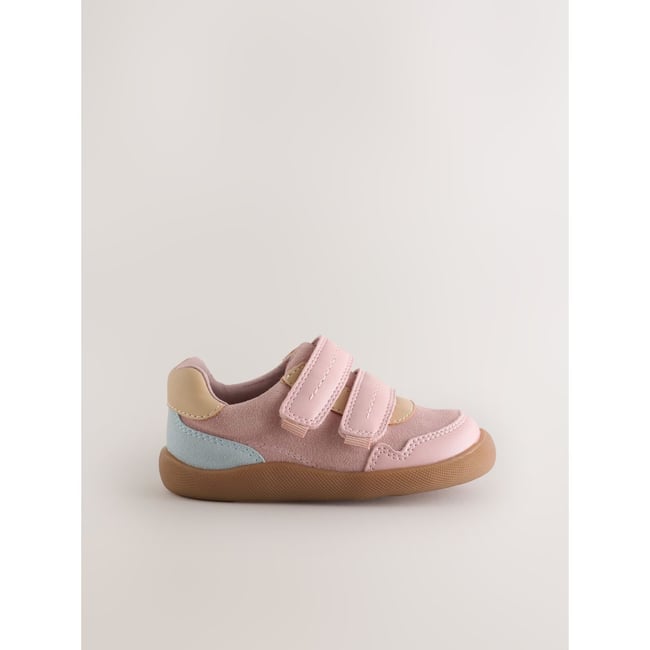 Baskets premiers pas rose <span itemprop=