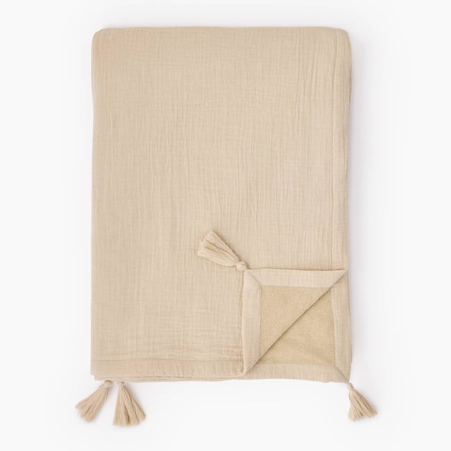 Fouta doublée en gaze de coton unie, 100x180cm. Extérieur en coton issu de l'agriculture biologique, doublure en éponge brousse <span itemprop=