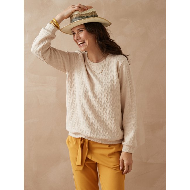 Sweat-shirt maille reliefée ecru <span itemprop=