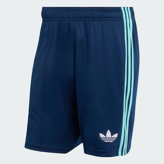 Short Extérieur Allemagne 26 Short Extérieur Allemagne 26 collegiate navy <span itemprop=