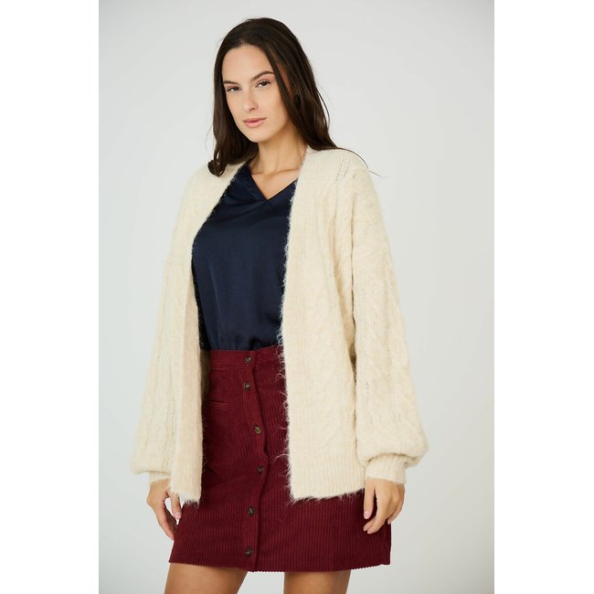 Cárdigan semilargo beige <span itemprop=