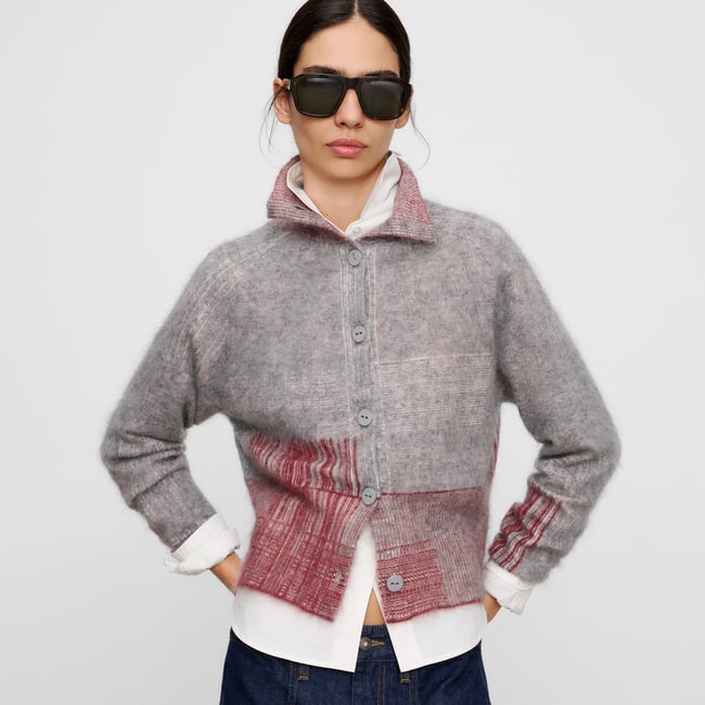 Cardigan avec mohair et laine mérinos en jacquard grenat/gris <span itemprop=