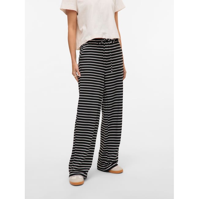 Pantalon De Survêtement noire - black <span itemprop=