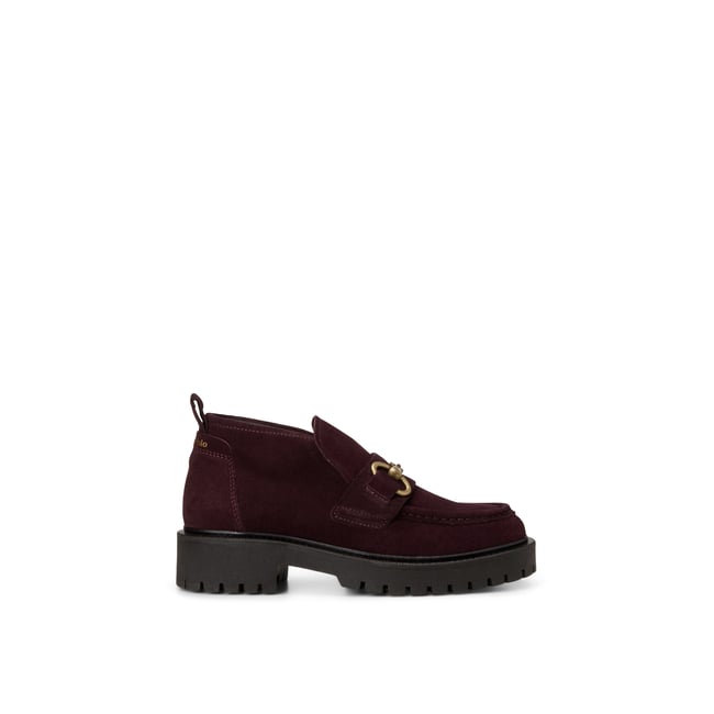 Mocassins montants modèle Phia avec une semelle extérieure profilée et robuste rouge fonce <span itemprop=