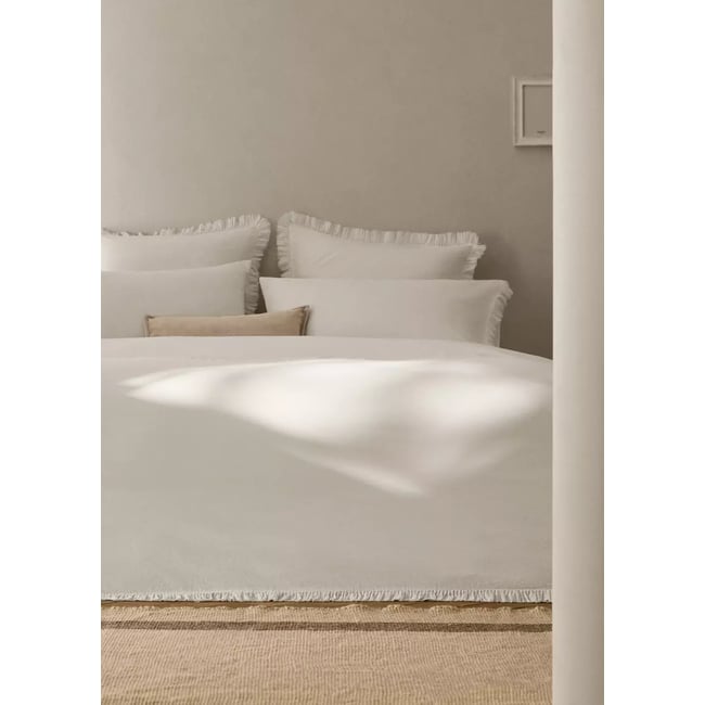 Housse de couette coton lavé volant en gaze effiloché lit 200 cm écru <span itemprop=