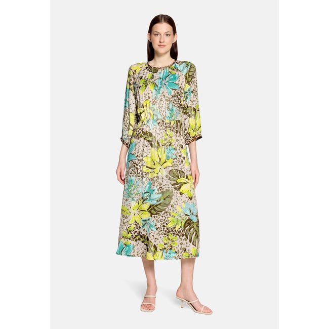 Robe d'été à encolure ronde beige/yellow <span itemprop=