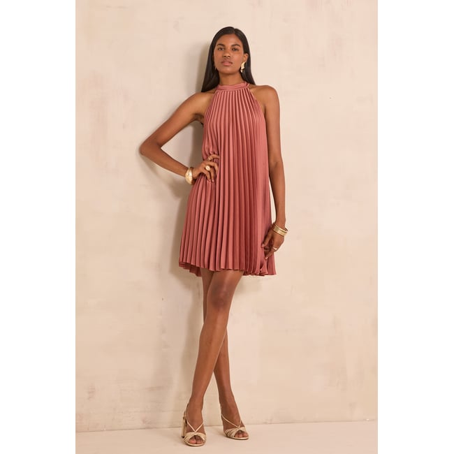 Robe courte plissée PROMISE make up <span itemprop=