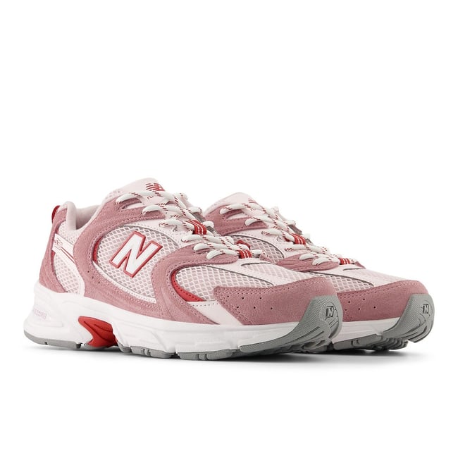 Baskets 530 rose/rouge <span itemprop=
