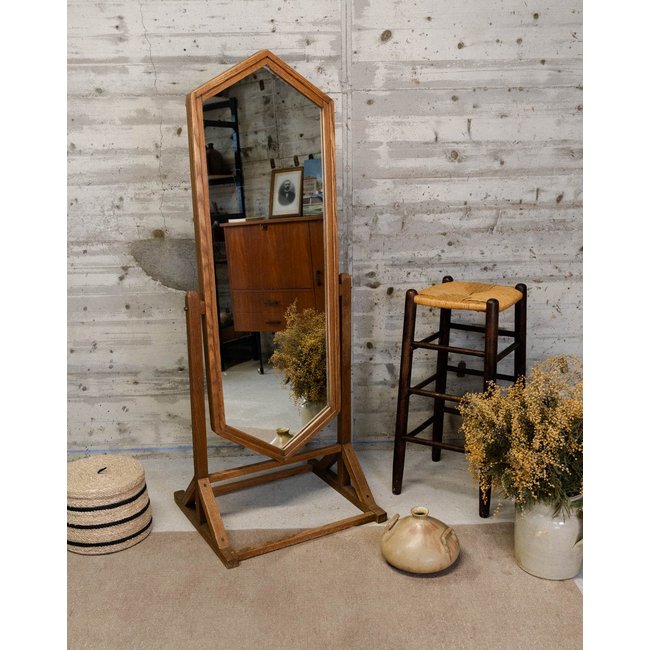 Miroir psyché en chêne massif Georges N°1174 - Bon état Couleur bois foncé <span itemprop=