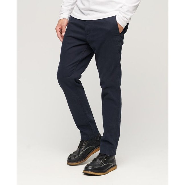 Superdry Pantaloni Chino Uomo Modello Rookie - Cotone 100%, Colore Sandstorm, Vestibilità Comoda
