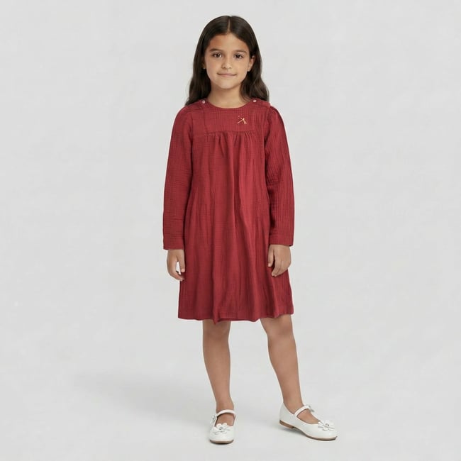 Robe  - Très bon état rouge <span itemprop=