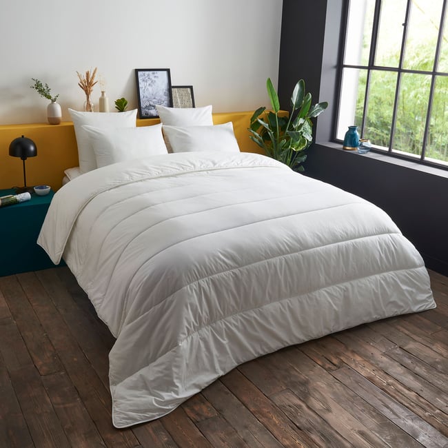Couette TEMPÉRÉE Extra-Douce - Coton Bio - Huguette Couleur blanc <span itemprop=