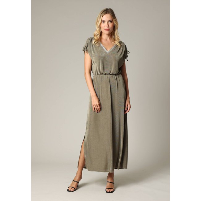 Robe longue en maille fantaisie avec détails fantaisie ROSAJANE khaki <span itemprop=
