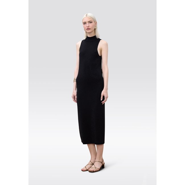 Robe longue à col montant brodée de strass noir <span itemprop=