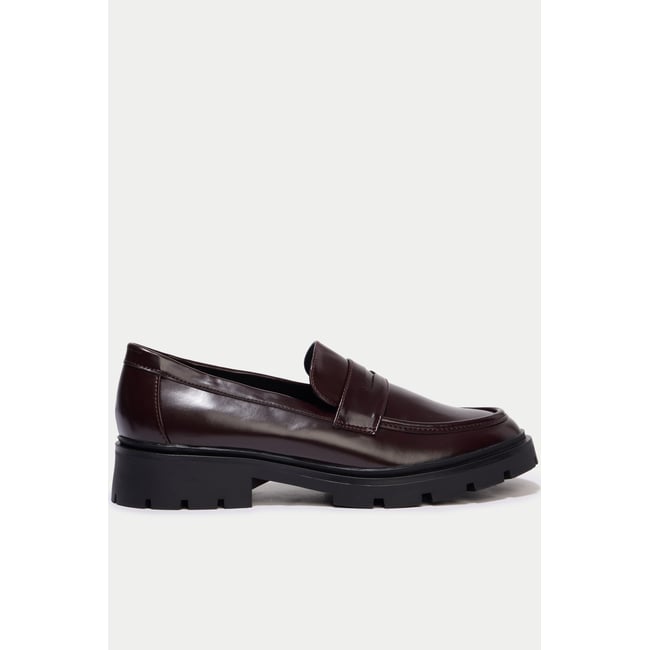 Mocassins bordeaux <span itemprop=
