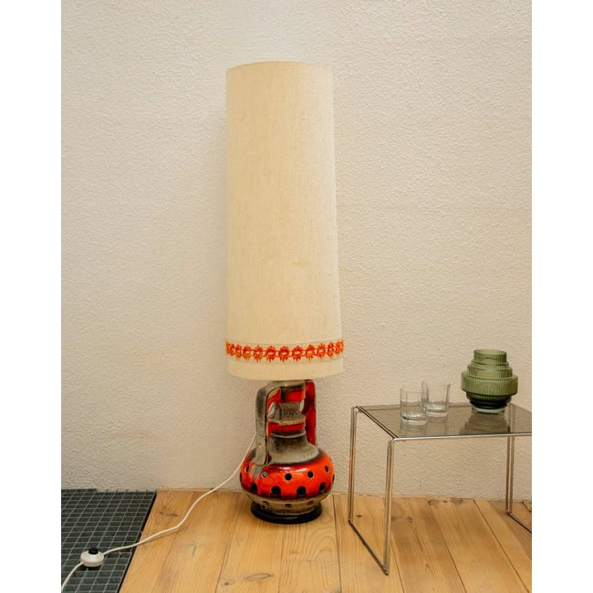 Grande lampe élégante et raffinée Julia N°1113 - Bon état Couleur beige <span itemprop=