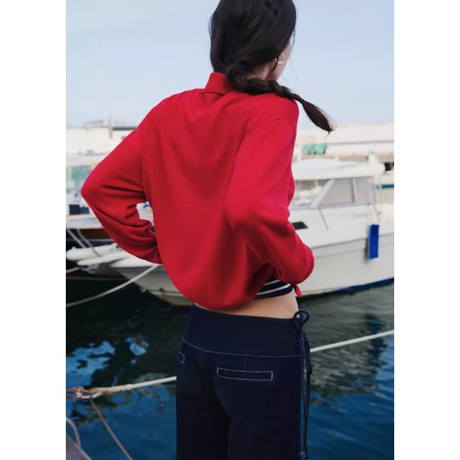Cardigan maille fine col polo rouge <span itemprop=