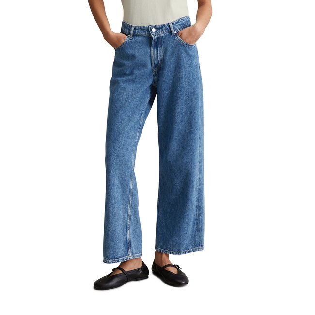 Jeans modèle Tomma wide cropped en pur coton organique bleu <span itemprop=