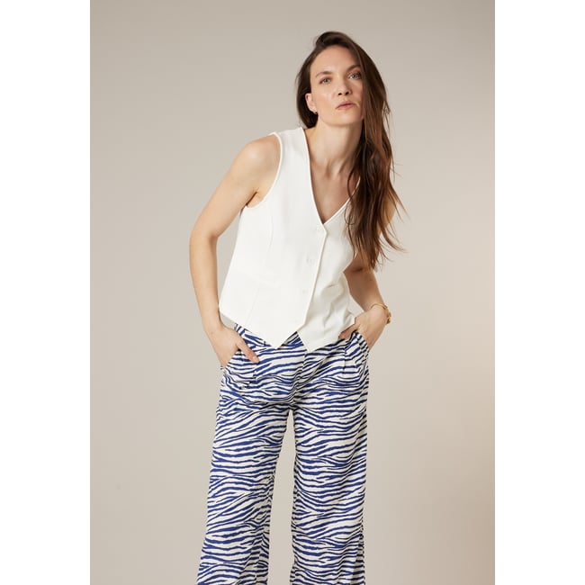 Gilet sans manches femme style tailleur coupe élégante VANILLA off white <span itemprop=
