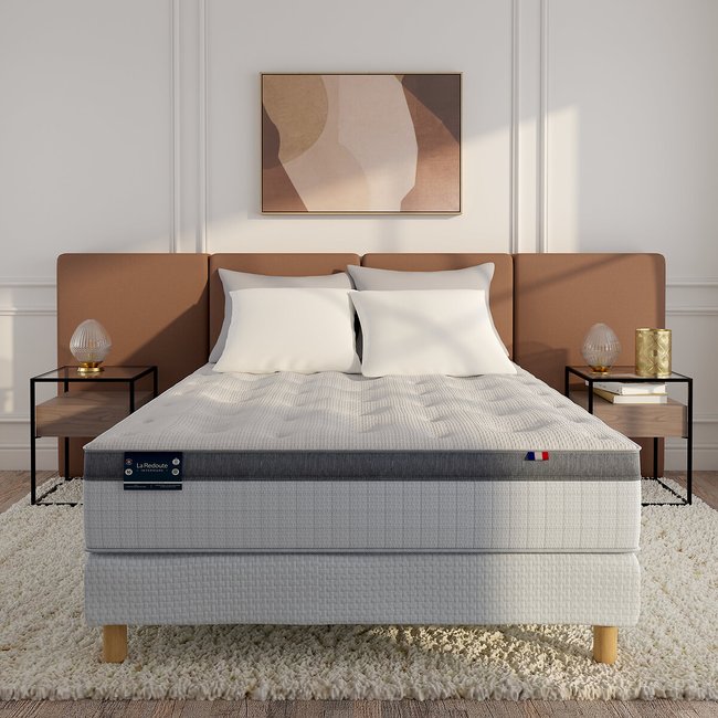 Deco boxspring met poten - 18 soepele latten <span itemprop=