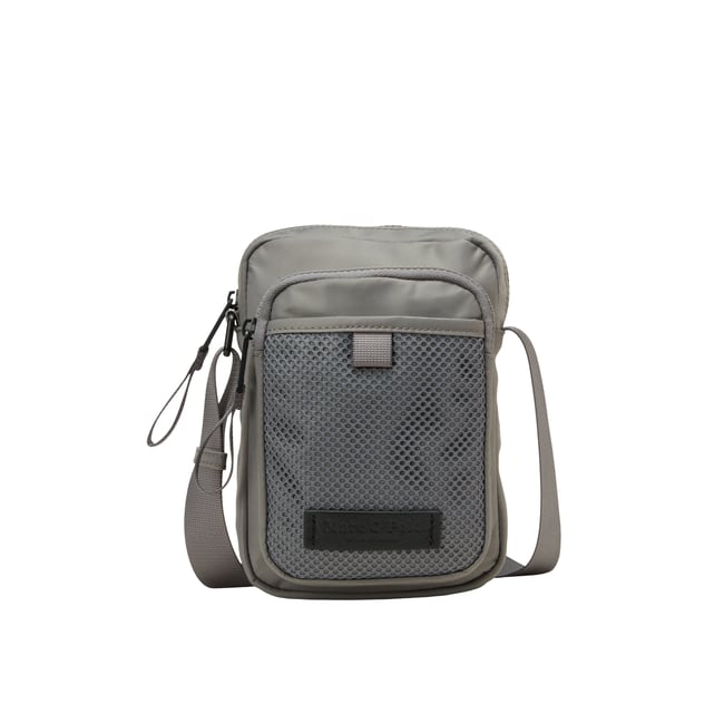 Sac à bandoulière modèle Pascal en polyamide recyclé - MARC O'POLO