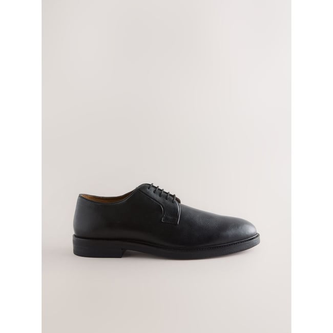 Chaussures derby en cuir noir <span itemprop=