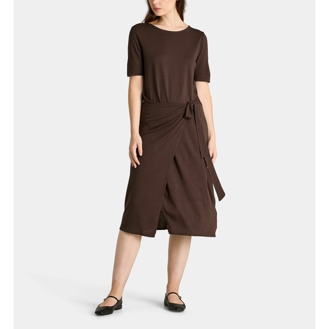 Robe portefeuille midi drapée calypso en jersey marron chocolat <span itemprop=