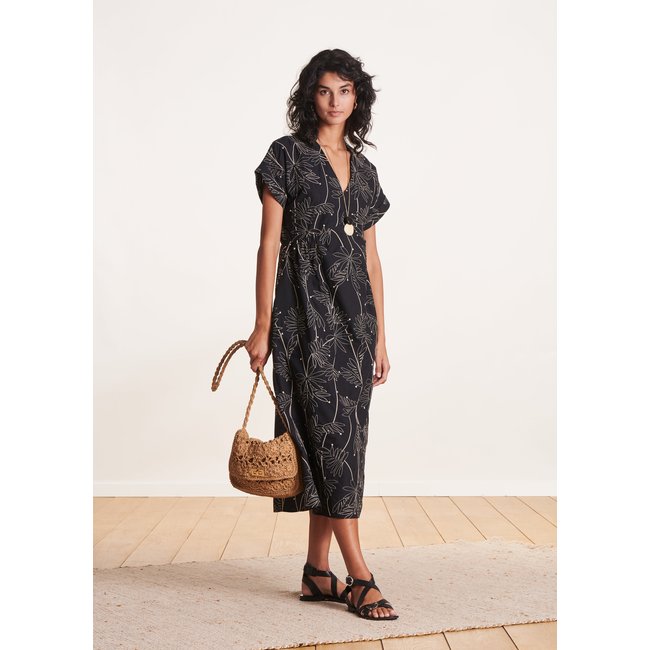 Robe longue en popeline de coton brodée noir <span itemprop=