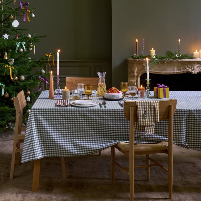DII 100% Cotton Holiday Tablecloth 60x84 Inch - Christmas Plaid For 6-8 People