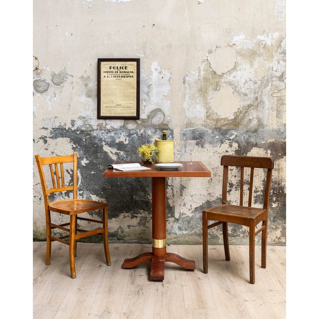 Table à manger bistro en bois Denise N°1170 - Bon état Couleur bois foncé <span itemprop=