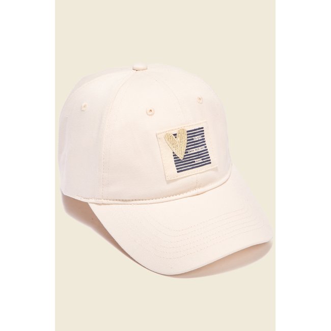 Casquette beige <span itemprop=