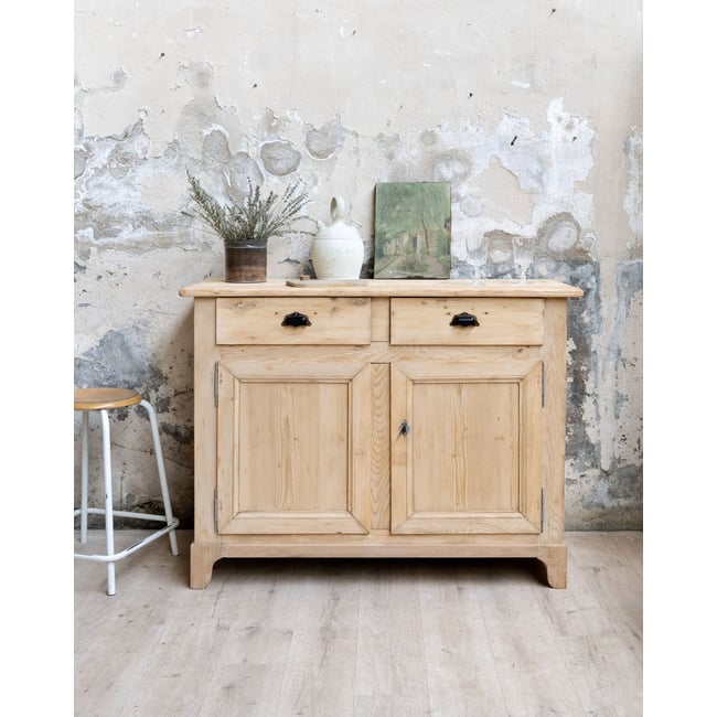 Buffet en bois clair Gilbert N°1914 - Bon état Couleur bois clair <span itemprop=