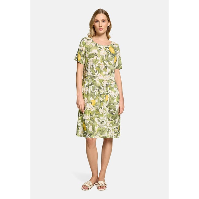 Robe casual à poches extérieures cream/green <span itemprop=