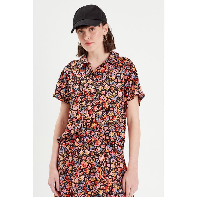Chemise manches courtes noir <span itemprop=