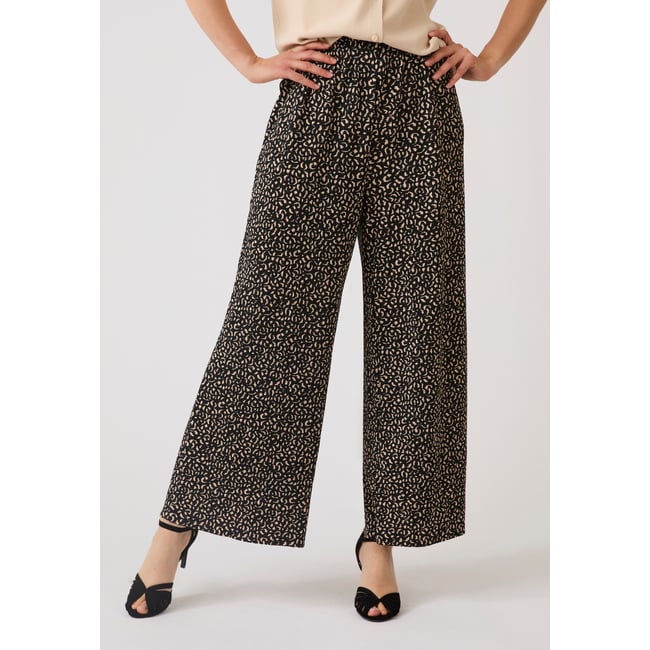 Pantalon 7/8ème plissé permanent blanc noir graphique <span itemprop=
