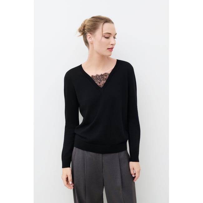 Pull droit col v MCLAUDINE noir <span itemprop=