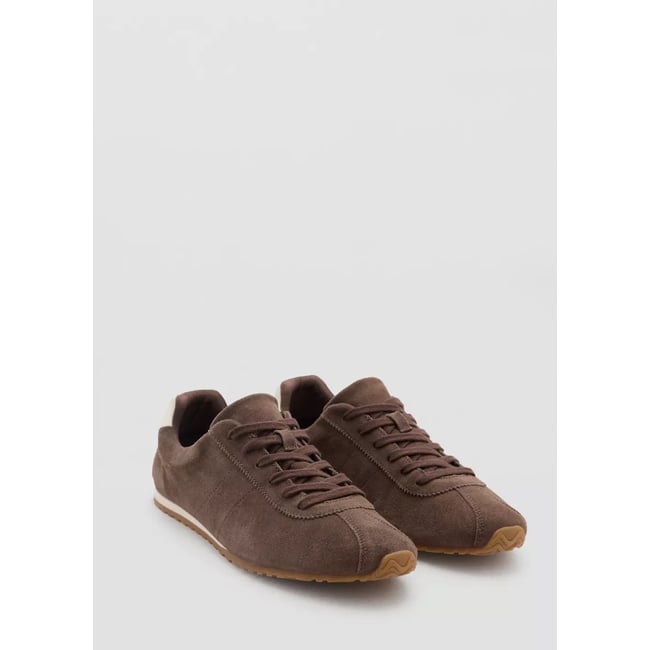 Baskets en cuir lacées chocolat <span itemprop=