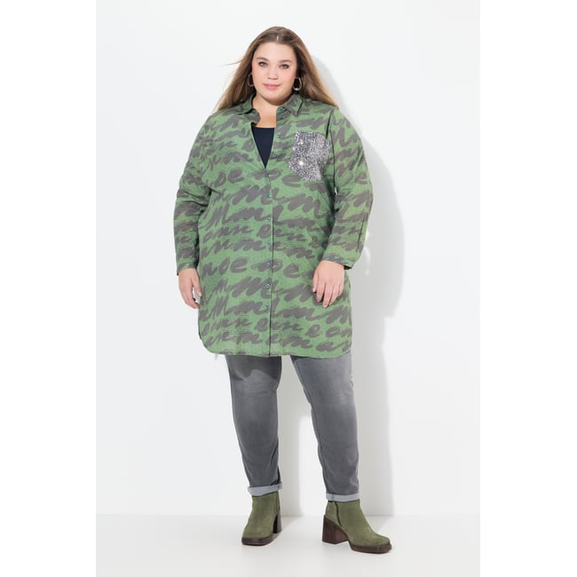 Chemisier long motif abstrait vert sauge <span itemprop=