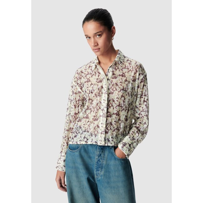 Chemise motif camouflage et sequins amande <span itemprop=