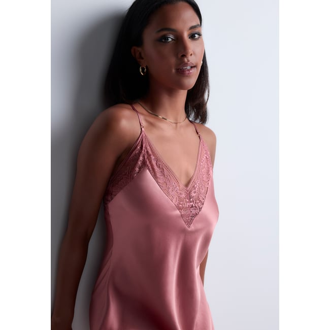 Nuisette Midnight Whisper rose <span itemprop=